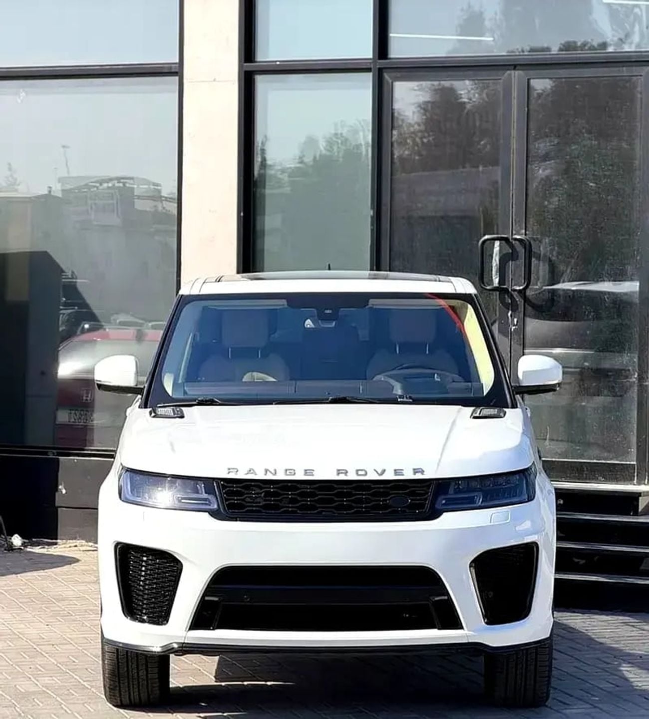 لاند روفر رينج روفر Vogue - American Specs - Low Mileage - Clean Condition