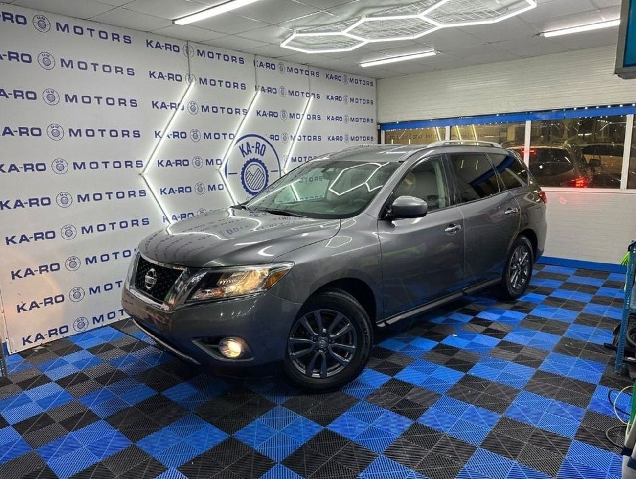 نيسان باثفايندر SV 3.5L (260 HP) FWD