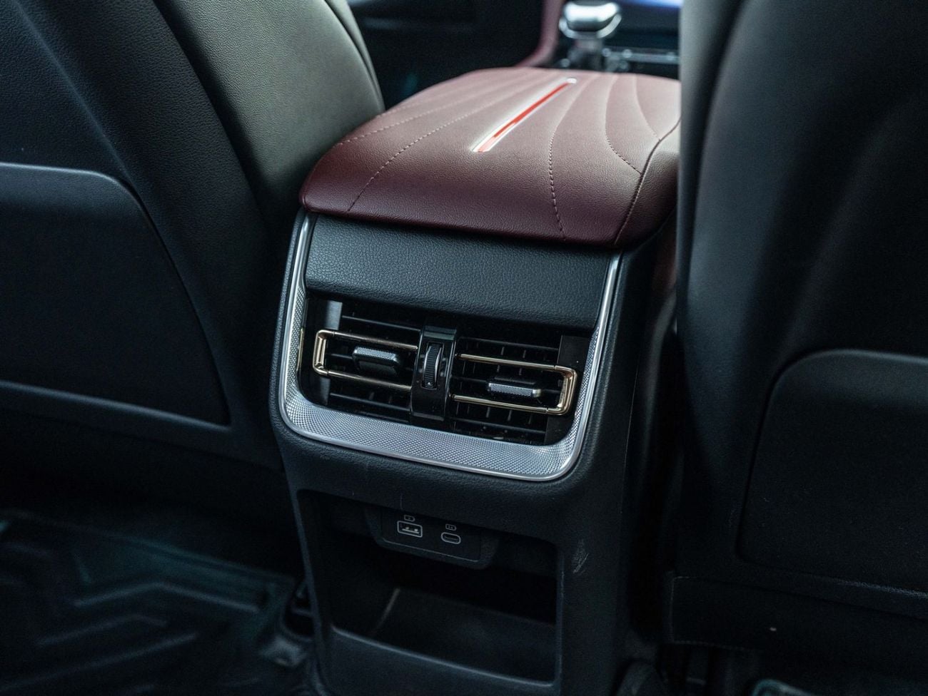HONGQI Ousado FLAGSHIP LUXURY