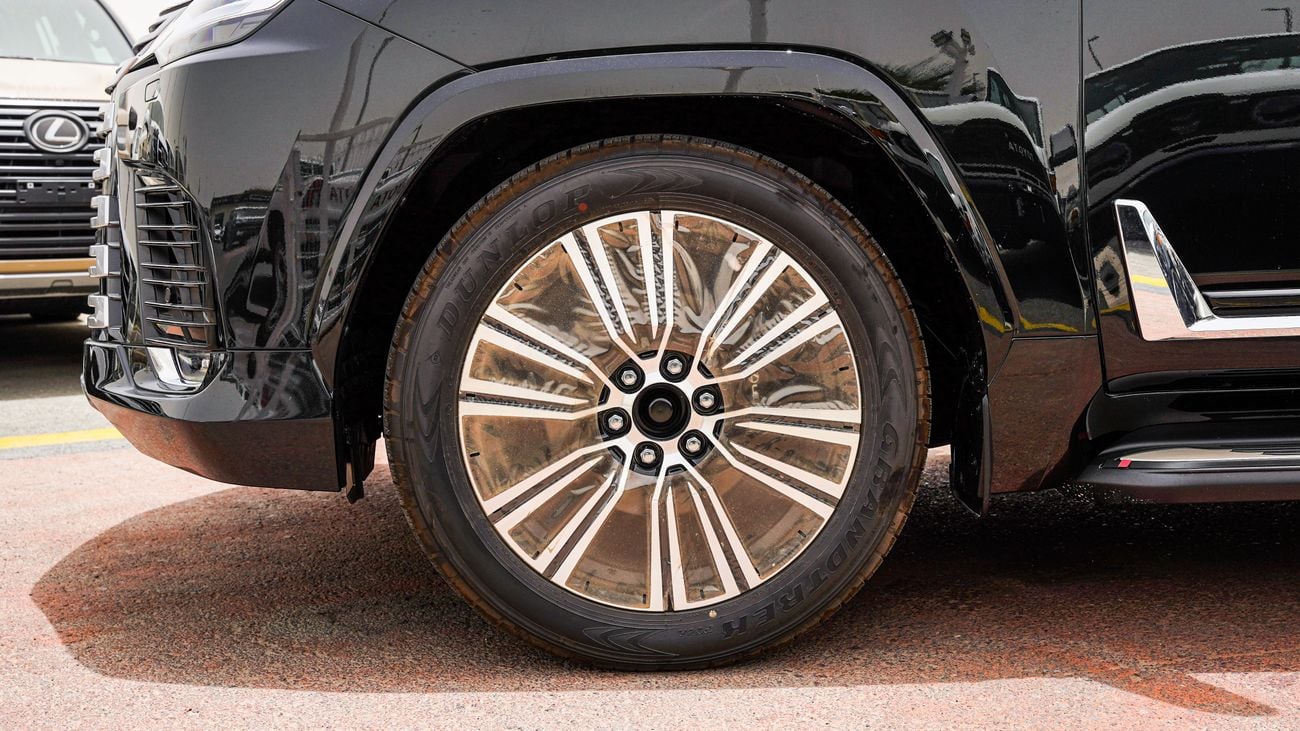 Lexus LX600