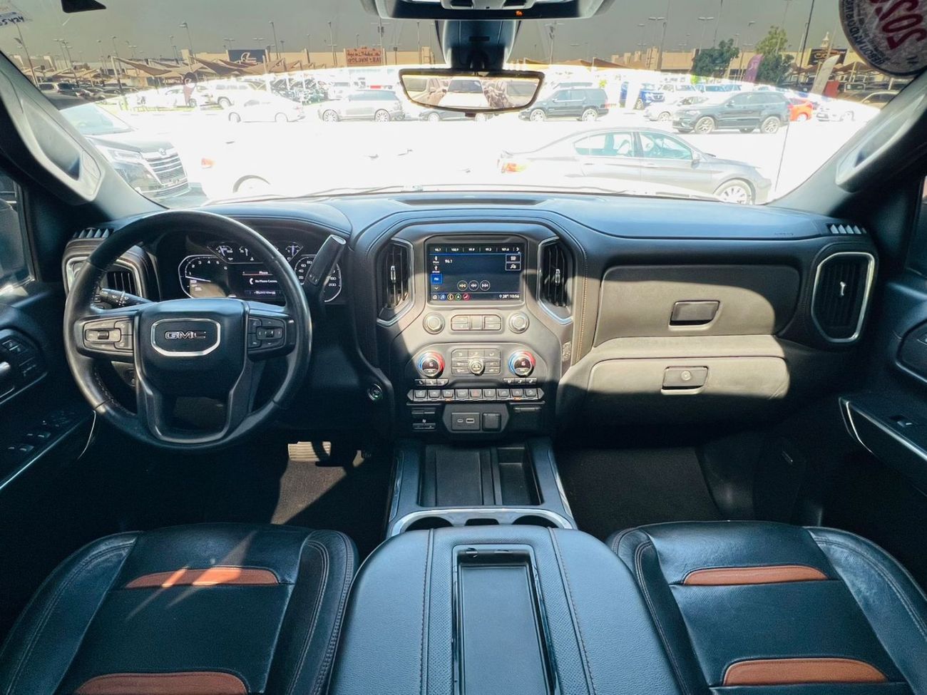 GMC Sierra GMC SIERRA 2020 5.3L V8 SLT Crew Cab (AWD)