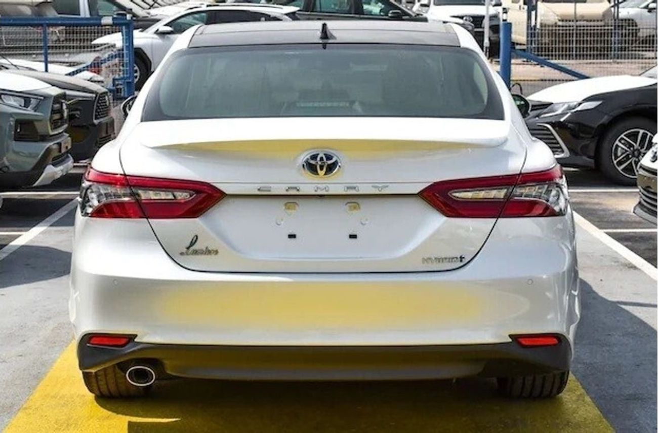 تويوتا كامري LUMIERE 2.5L HYBRID 2024