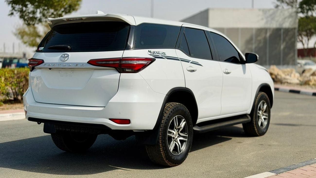 تويوتا فورتونر 2023 | 2.8L DIESEL ENGINE | AT | RHD | PUSH START ENGINE | PREMIUM LEATHER SEATS | DIGITAL ODOMETER
