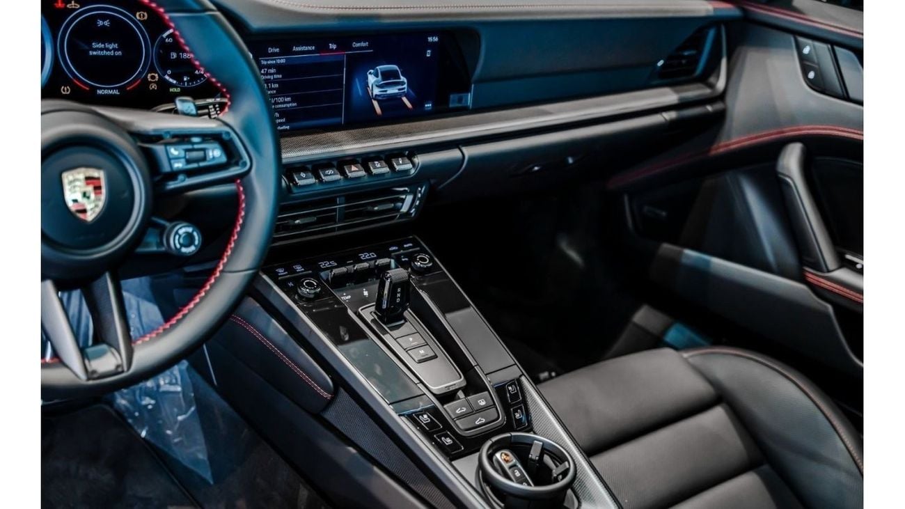 Porsche 911 2024 Porsche Carrera GTS, 2026 Porsche Warranty, Aventurine Green, Very Low KMs, GCC