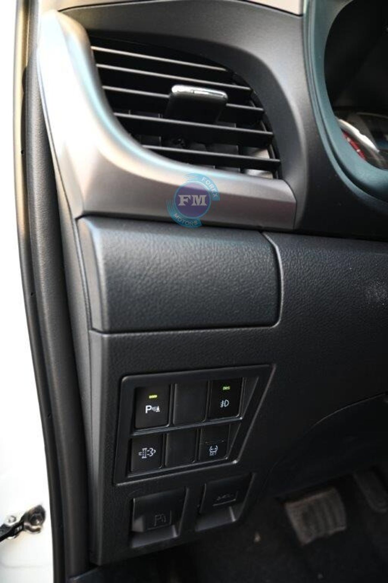 Toyota Hilux Double Cab 2.4L Diesel Automatic