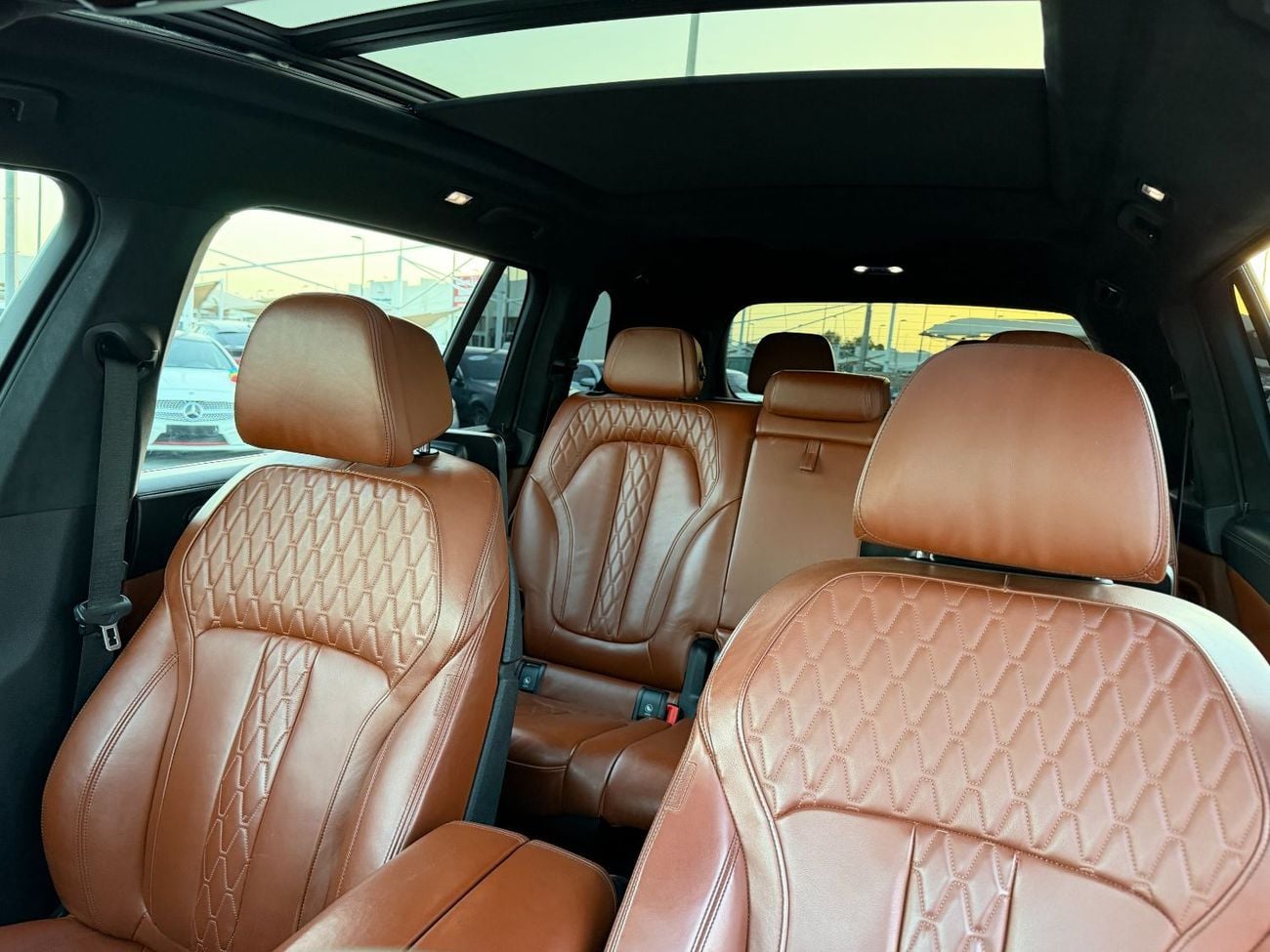 بي أم دبليو X7 بي ام X7 XDrive40i M sport