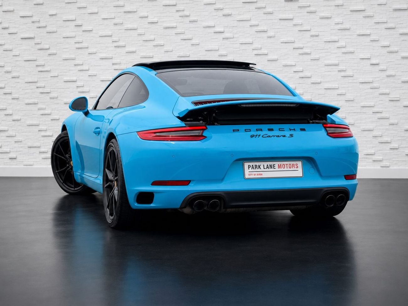 Porsche 911 CARRERA