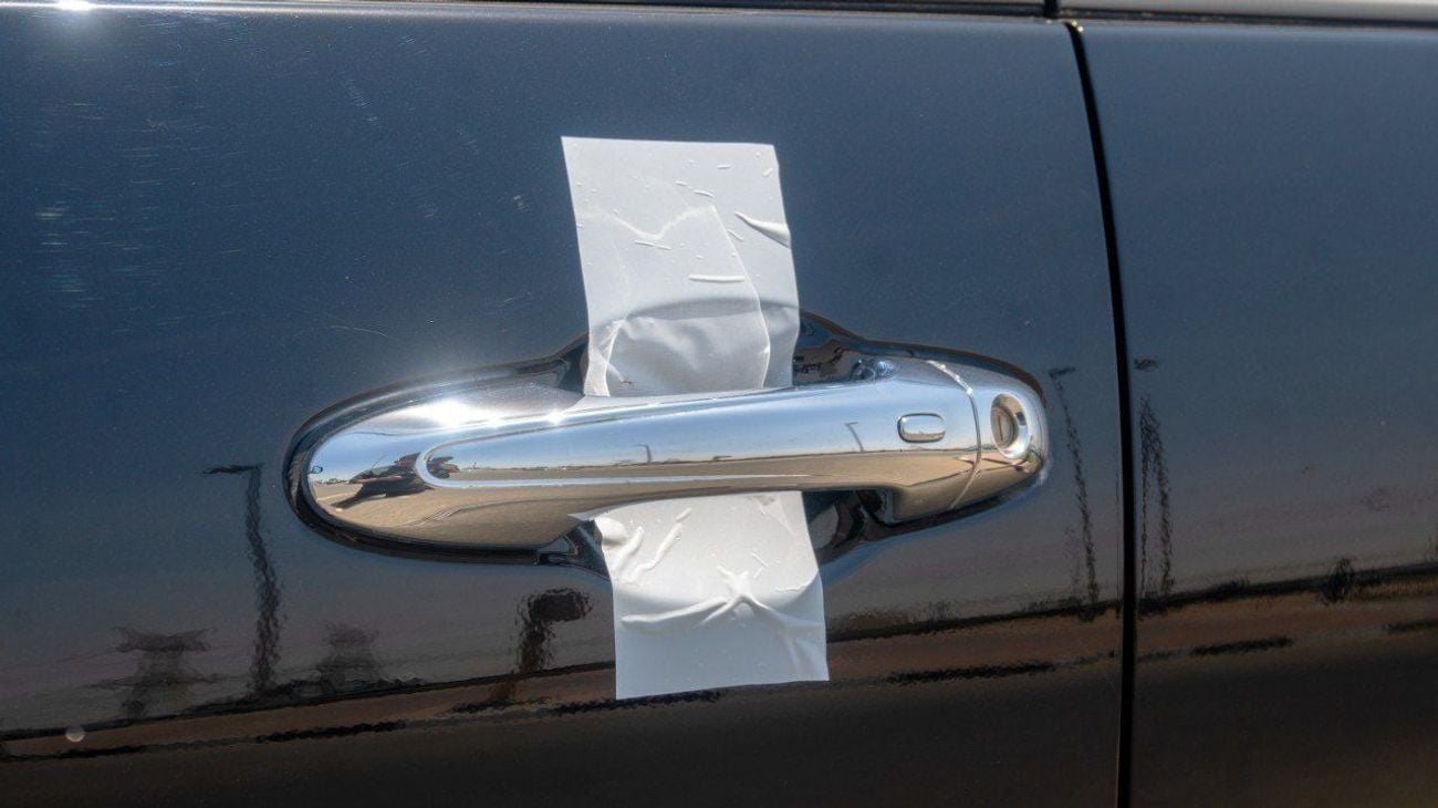 Toyota Hilux SR5 4.0L Petrol 6 Cylinder