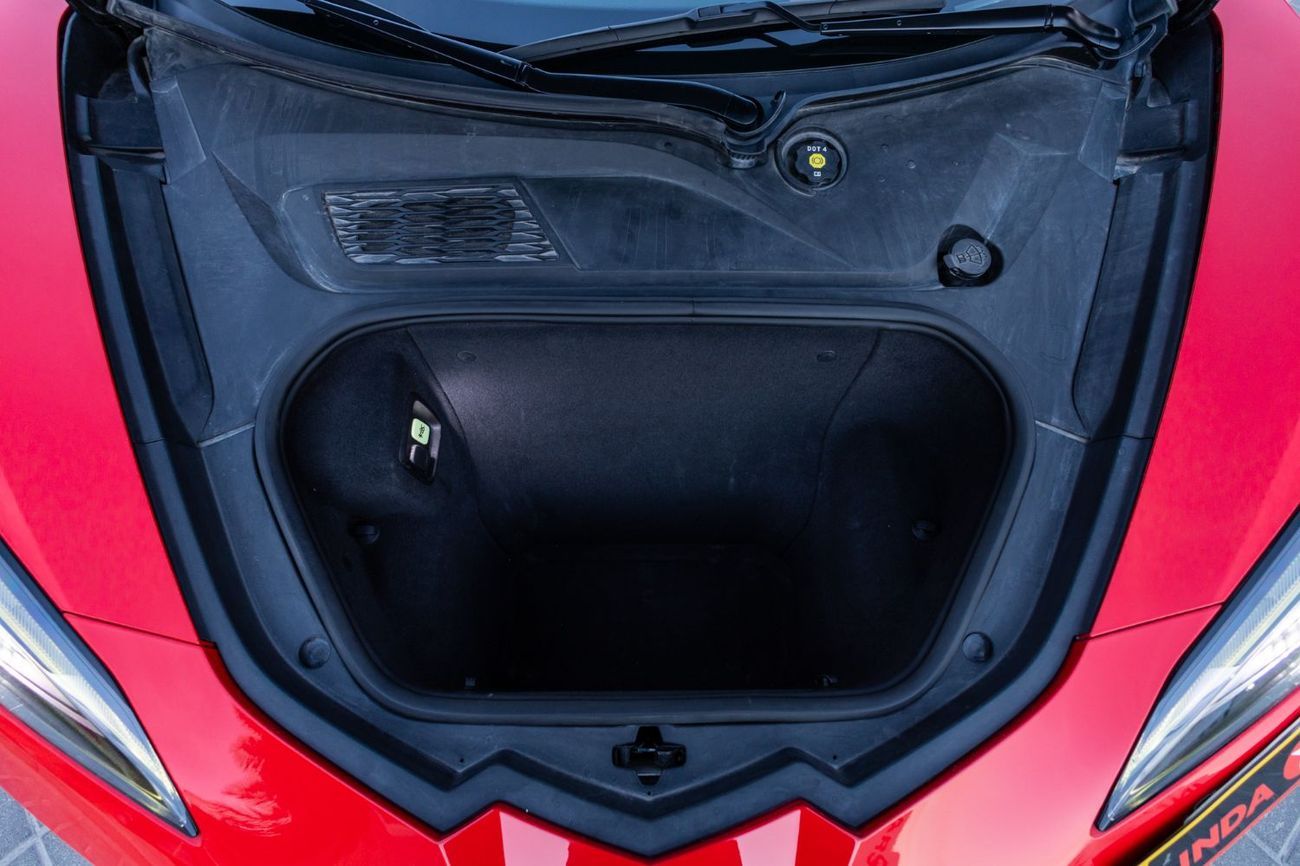 Chevrolet Corvette 2LT 6.2L (495 HP)