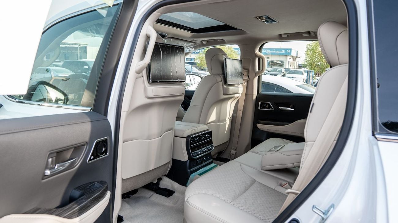 تويوتا لاند كروزر 2026 Toyota Land Cruiser 300 VXR 3.5L AT Hybrid (White-Beige)