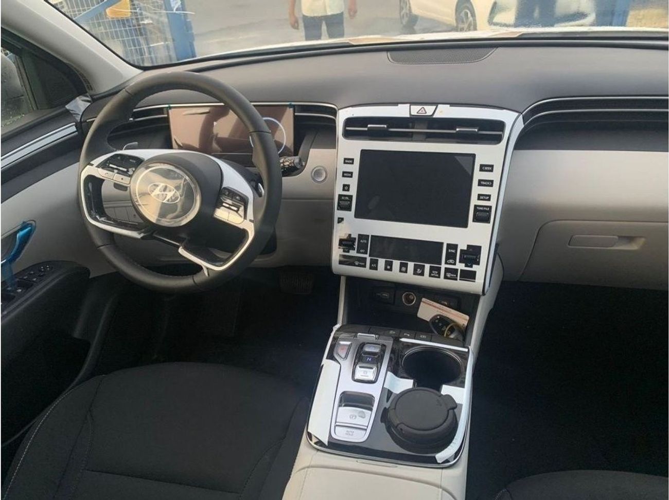 هيونداي توسون 1.6L Petrol, SUV, FWD, 5 Doors, Cruise Control, Panoramic Roof, Front Electric Seats all colors avai