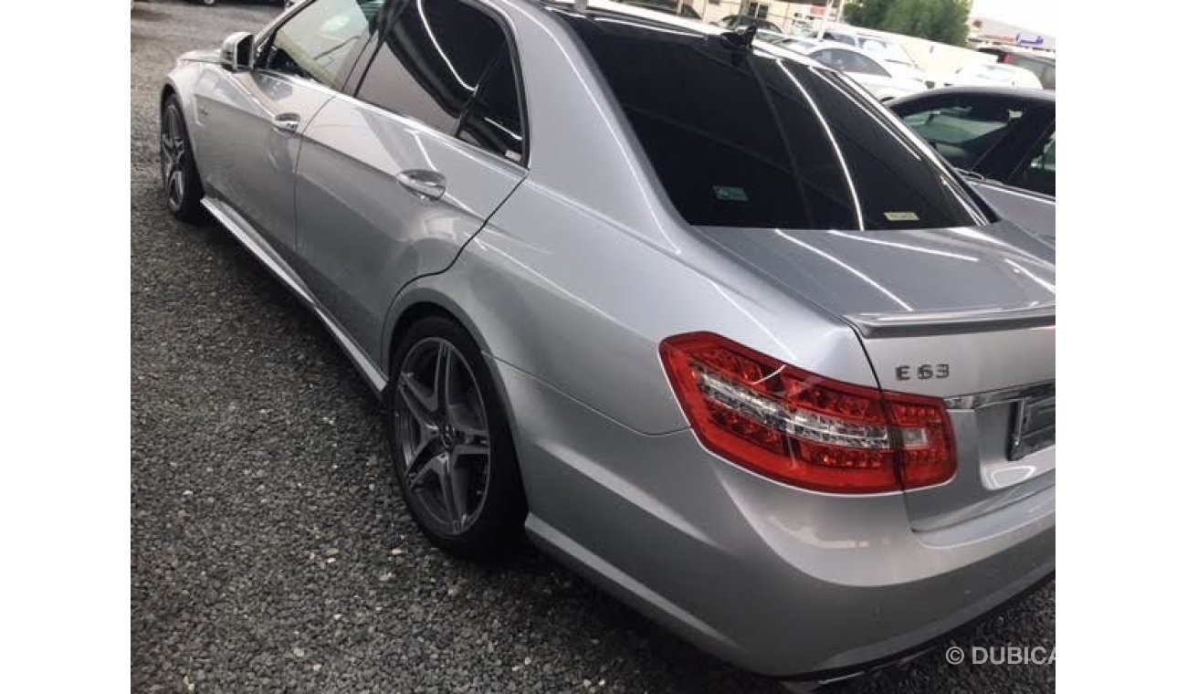 Mercedes-Benz E 63 AMG IMPORT JAPAN V.C.C