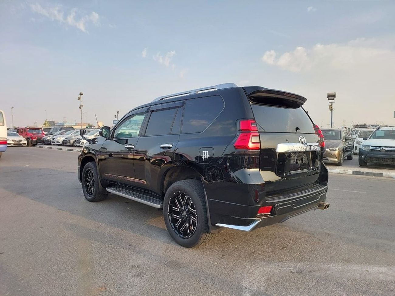 Toyota Land Cruiser TOYOTA LAND CRUISER PRADO SUV RHD 2022 MODEL 2.7 L PETROL AUTOMATIC(PM41440)