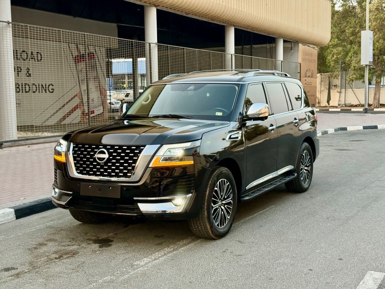 نيسان أرمادا 2018 PLATINUM PATROL KIT (4x4) 2022 - 5.6 V8 US SPEC