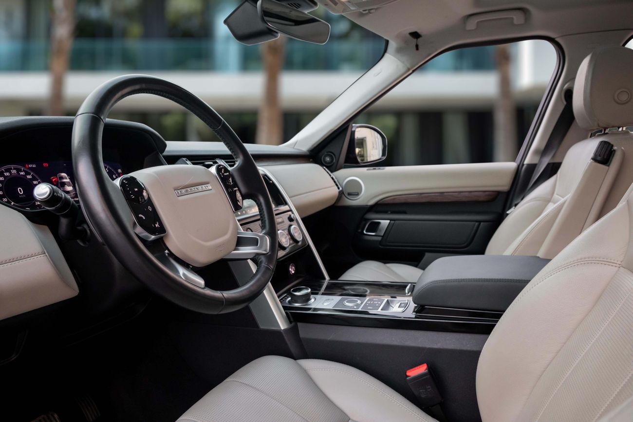 Land Rover Discovery Discovery HSE | 2,155 P.M | 0% Downpayment | Immaculate Condition!