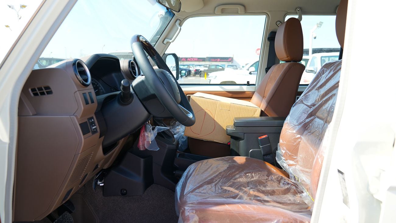 Toyota Land Cruiser LX V6