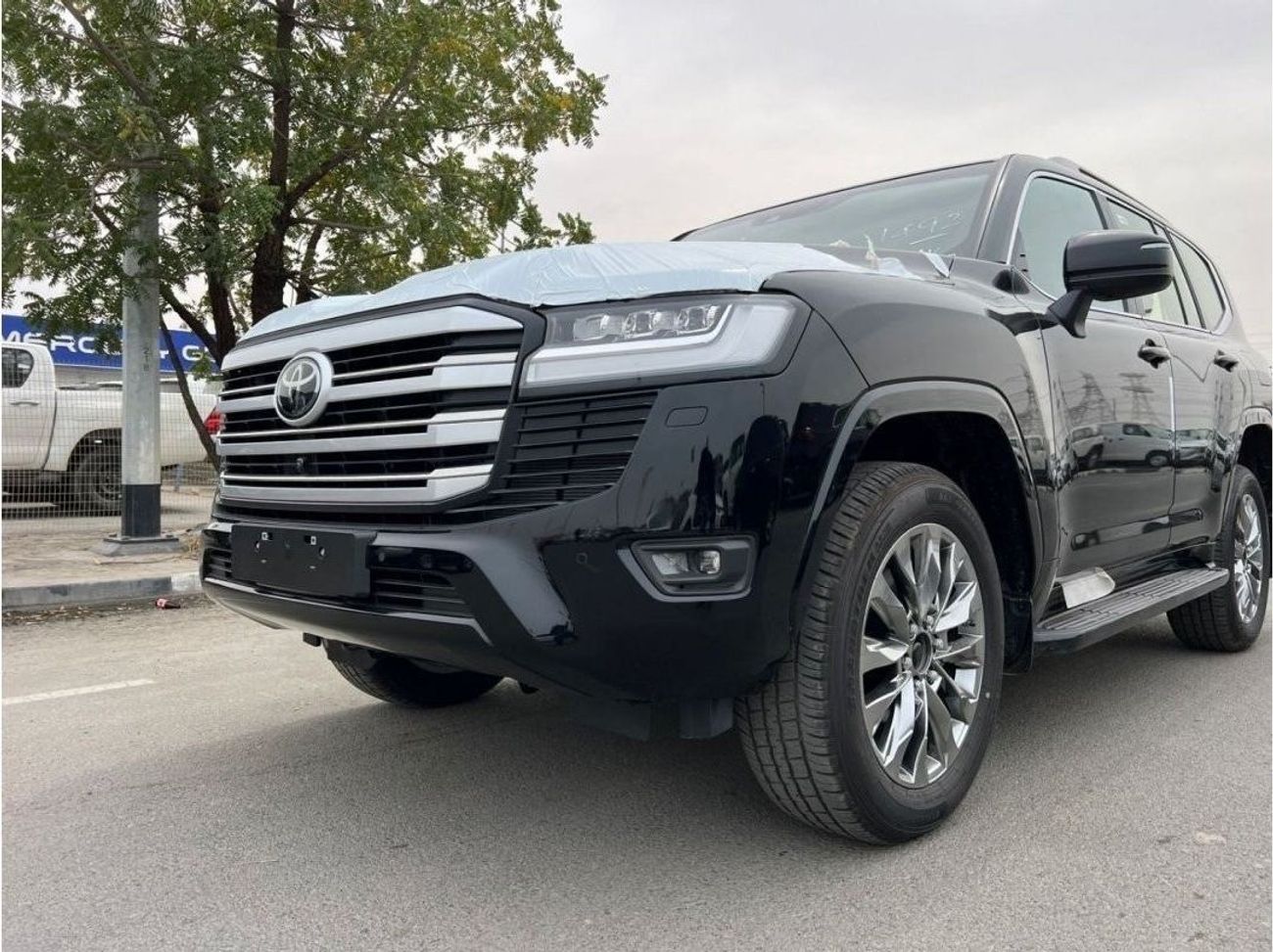 تويوتا لاند كروزر VX