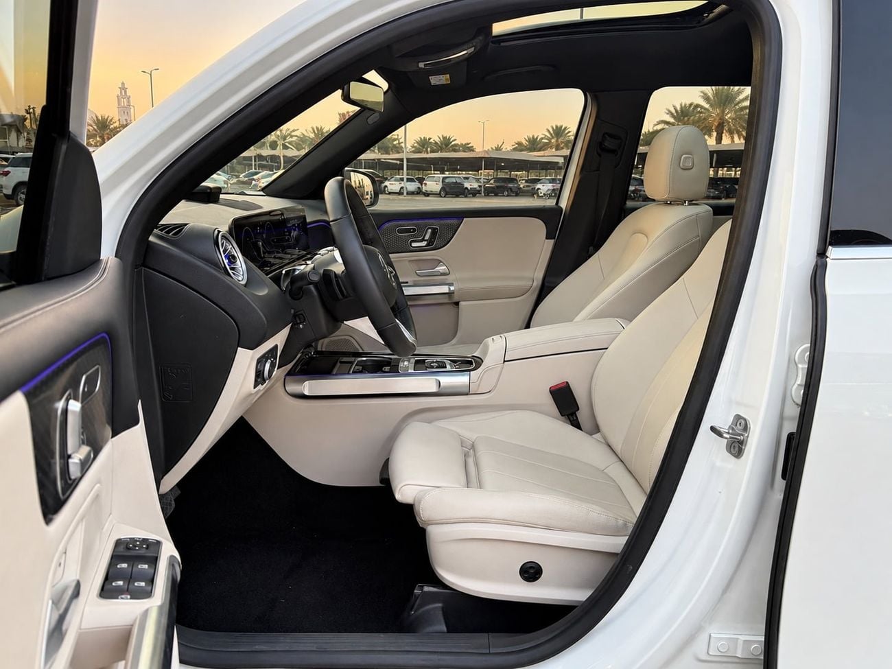 Mercedes Benz GLB200