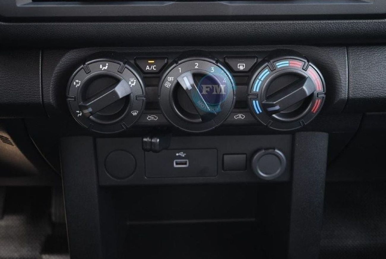 Mitsubishi L200 GL 2.4L Petrol 4WD Manual