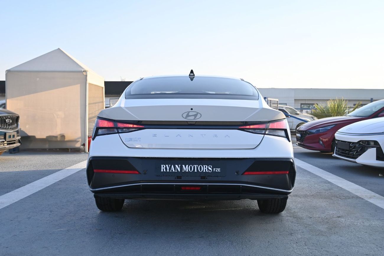 هيونداي إلانترا Hyundai Elantra 1.5L, Petrol, Model 2025 Color White