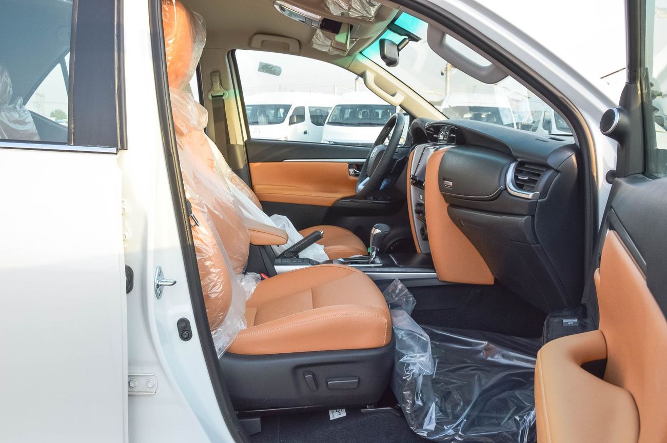 Toyota Fortuner TOYOTA FORTUNER 4.0L V6 4WD PETROL SUV 2025