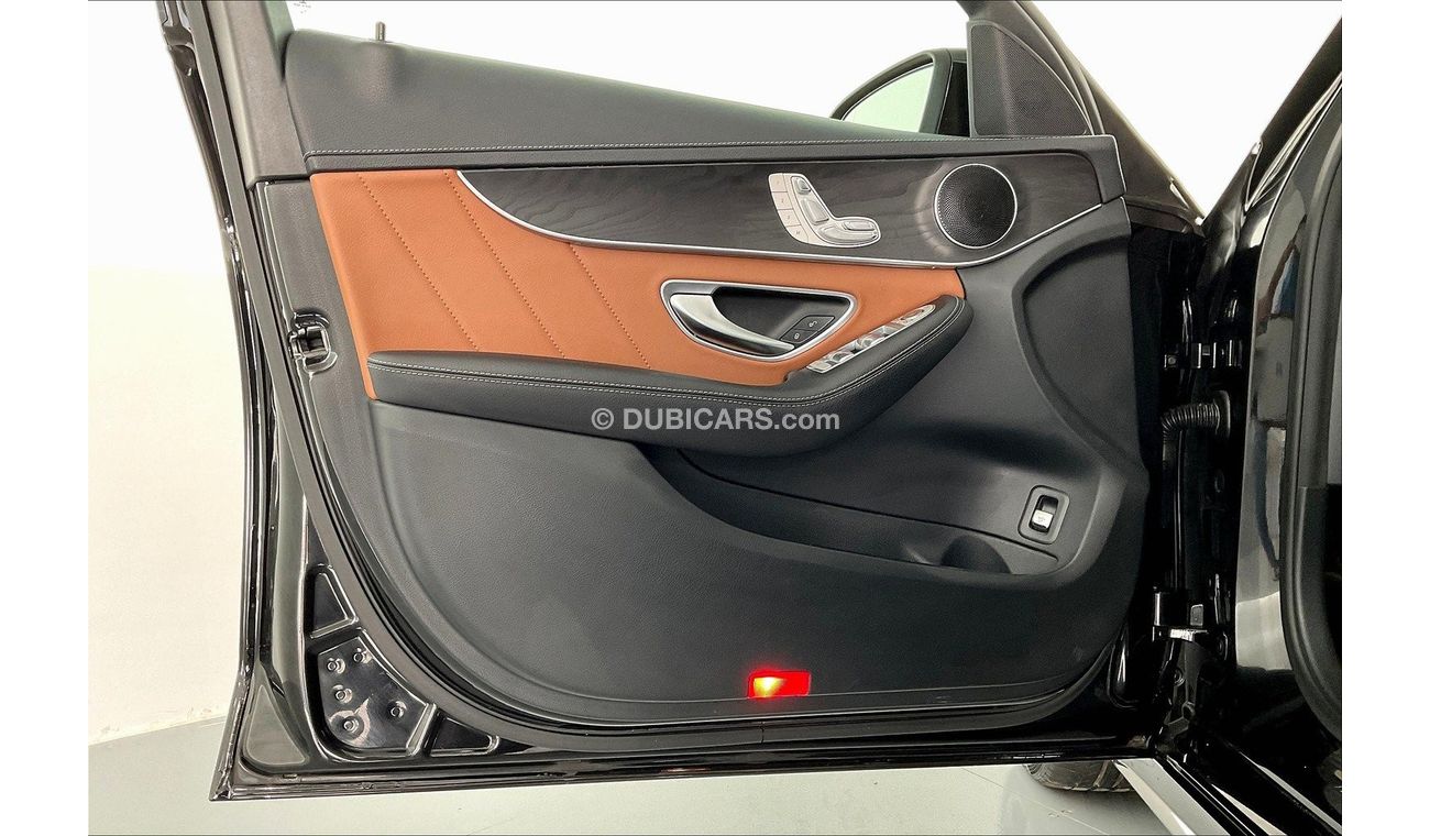 Mercedes Benz C200 Premium (AMG Line)