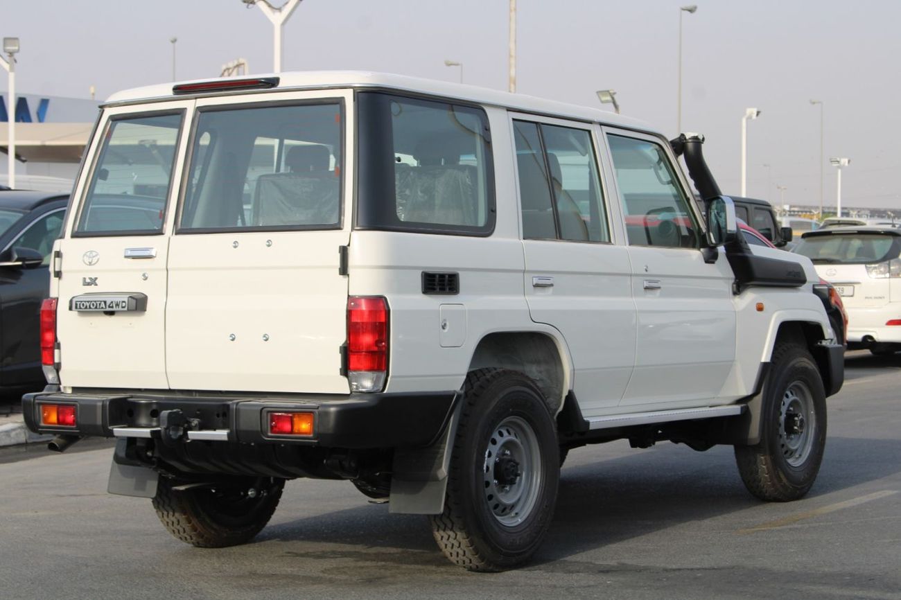 Toyota Land Cruiser 70 TOYOTA LANDCRUISER 76 2.8L V6 DIESEL GRADE E MANUAL