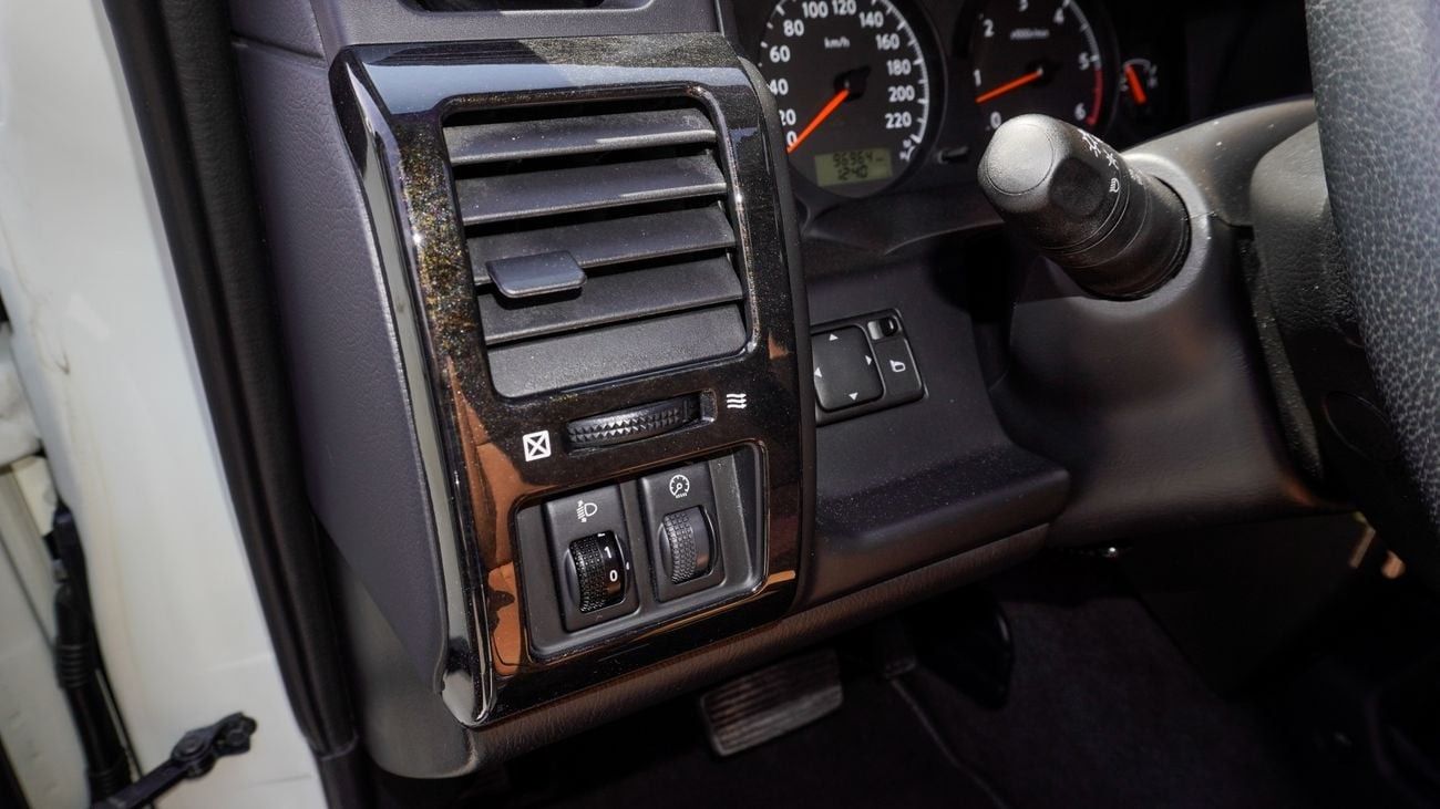 نيسان باترول سوبر سفاري