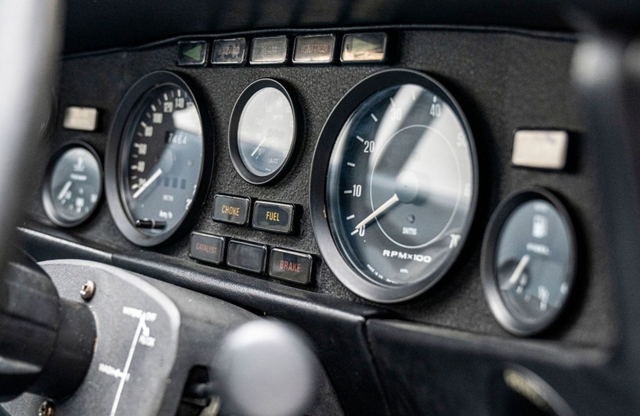 أستون مارتن V8 سيريس 3 5.3L V-8 Naturally Aspirated Engine