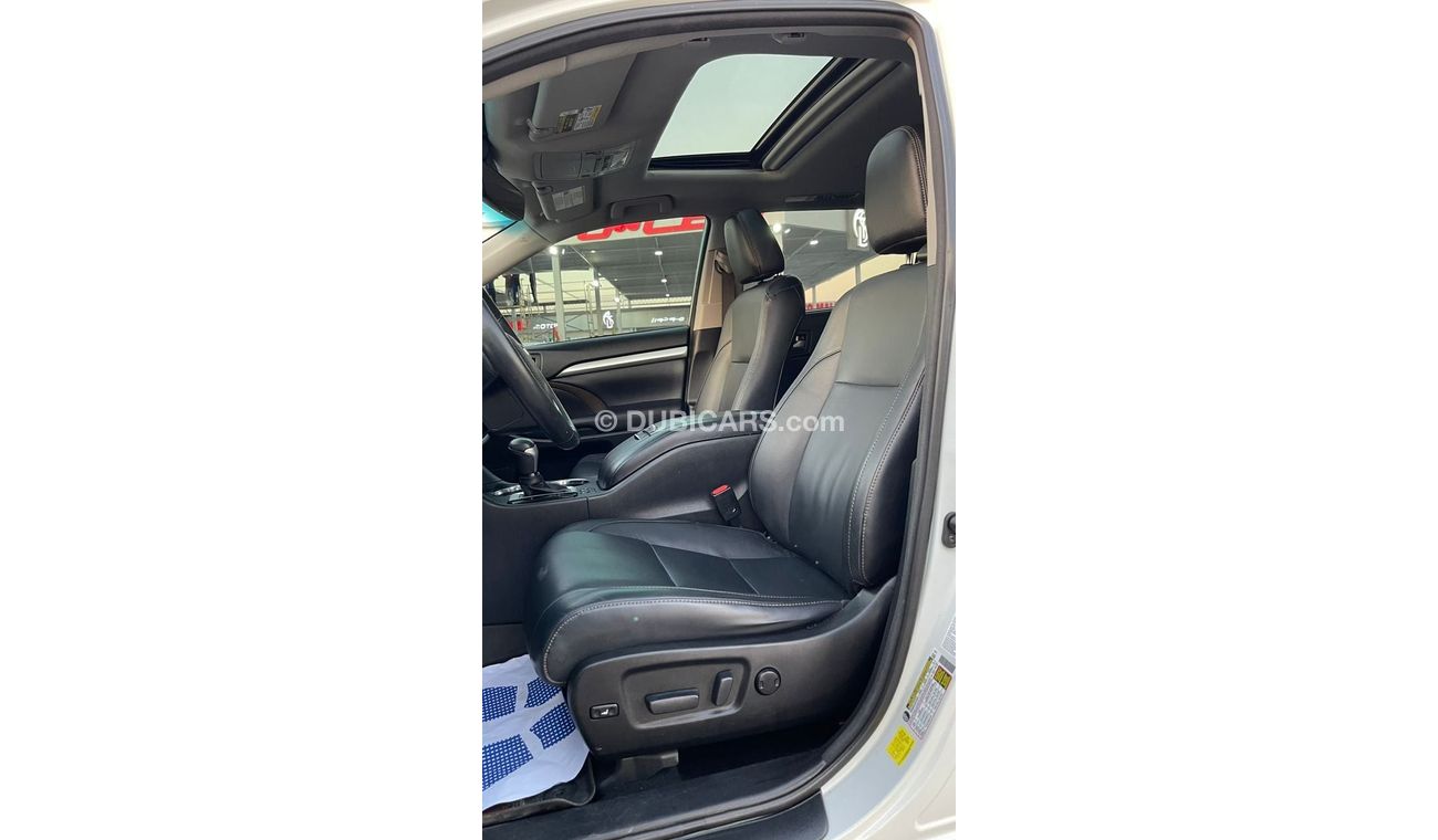 تويوتا هايلاندر 2017 TOYOTA HIGHLANDER  full options XLE 4x4 IMPORTED FROM USA VERY CLEAN CAR INSIDE AND OUT SIDE FO