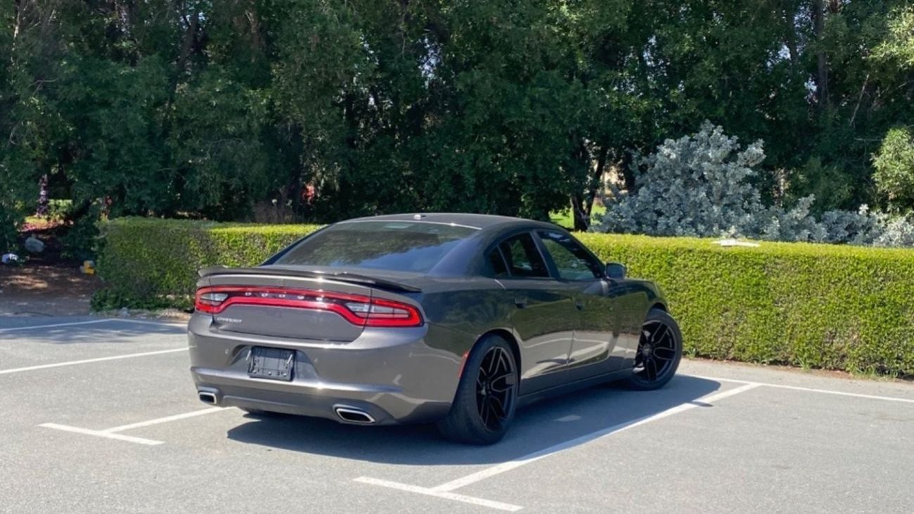 Dodge Charger 3.6L SXT (Base)