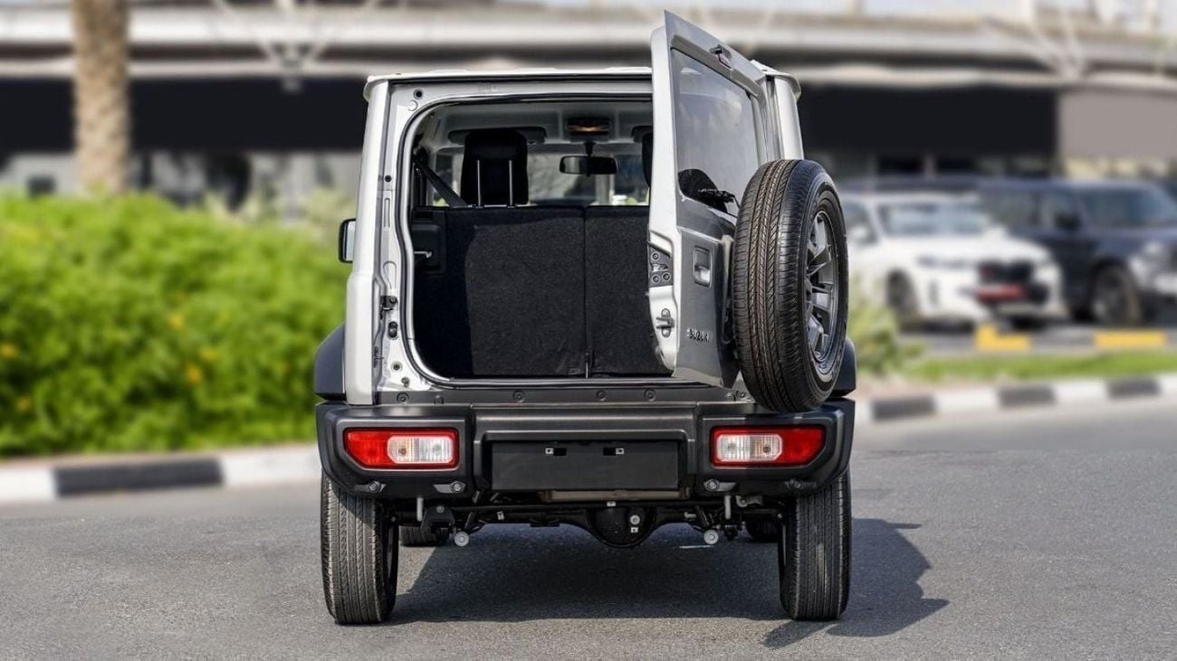 سوزوكي جيمني 1.5L GLX (A/T)