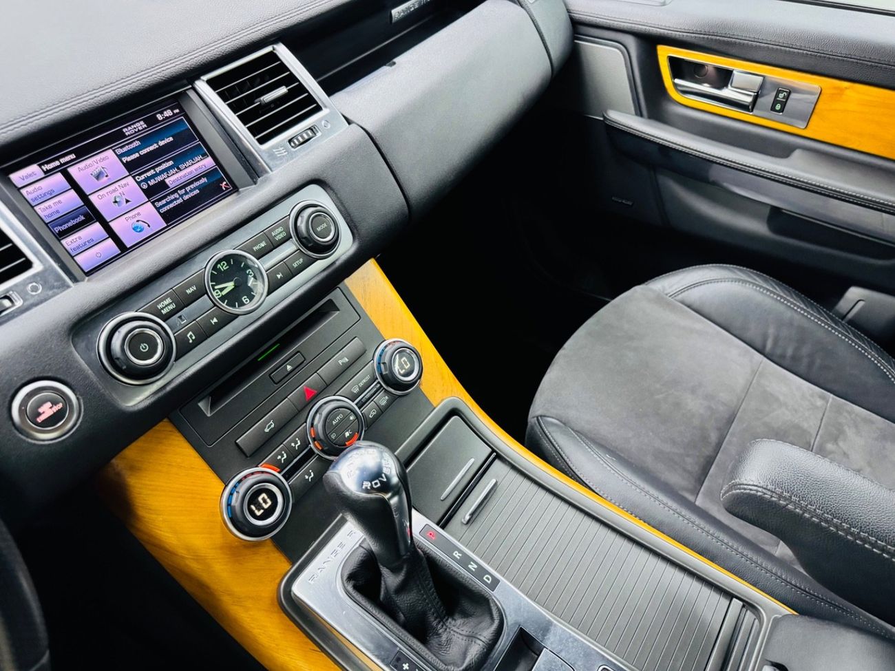 لاند روفر رينج روفر سبورت GCC .. FSH .. Perfect Condition .. Original paint