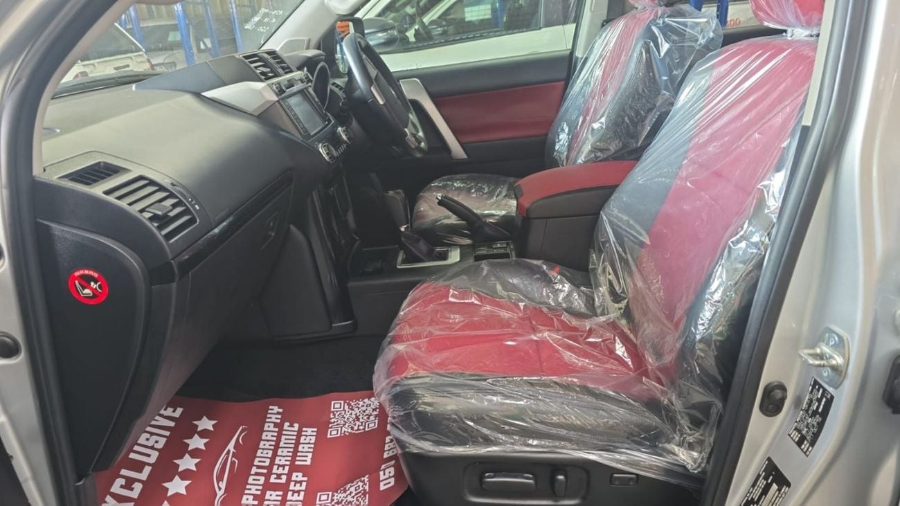 Toyota Prado DIESEL 2.8 LITER ,RIGHT HAND DRIVE