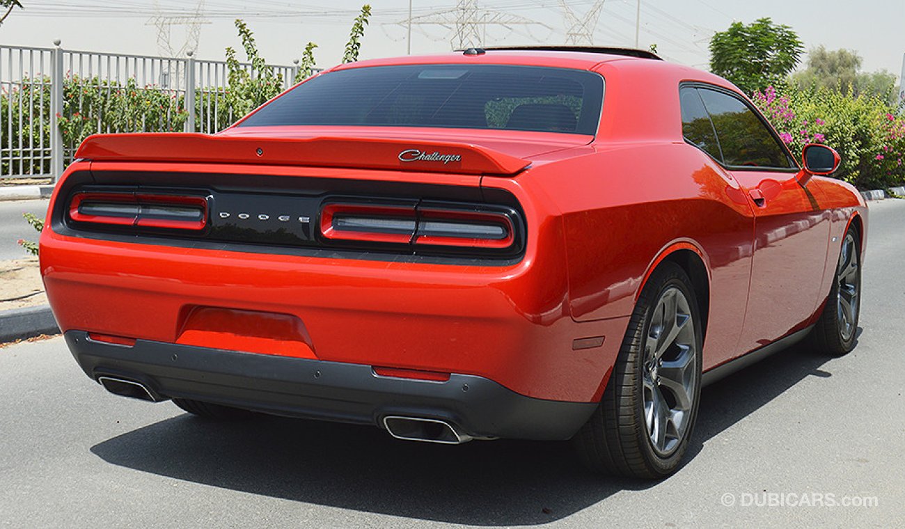 Dodge Challenger RT, 5.7L V8 GCC with Warranty Until 2020