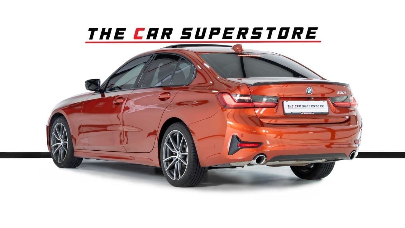 BMW 330i Std 2.0L GCC-Low Mileage-Full Service History-Premium Metallic Paint-LED Headlights-Rear View Camera