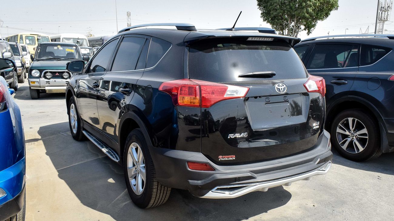 Toyota RAV4 XLE AWD