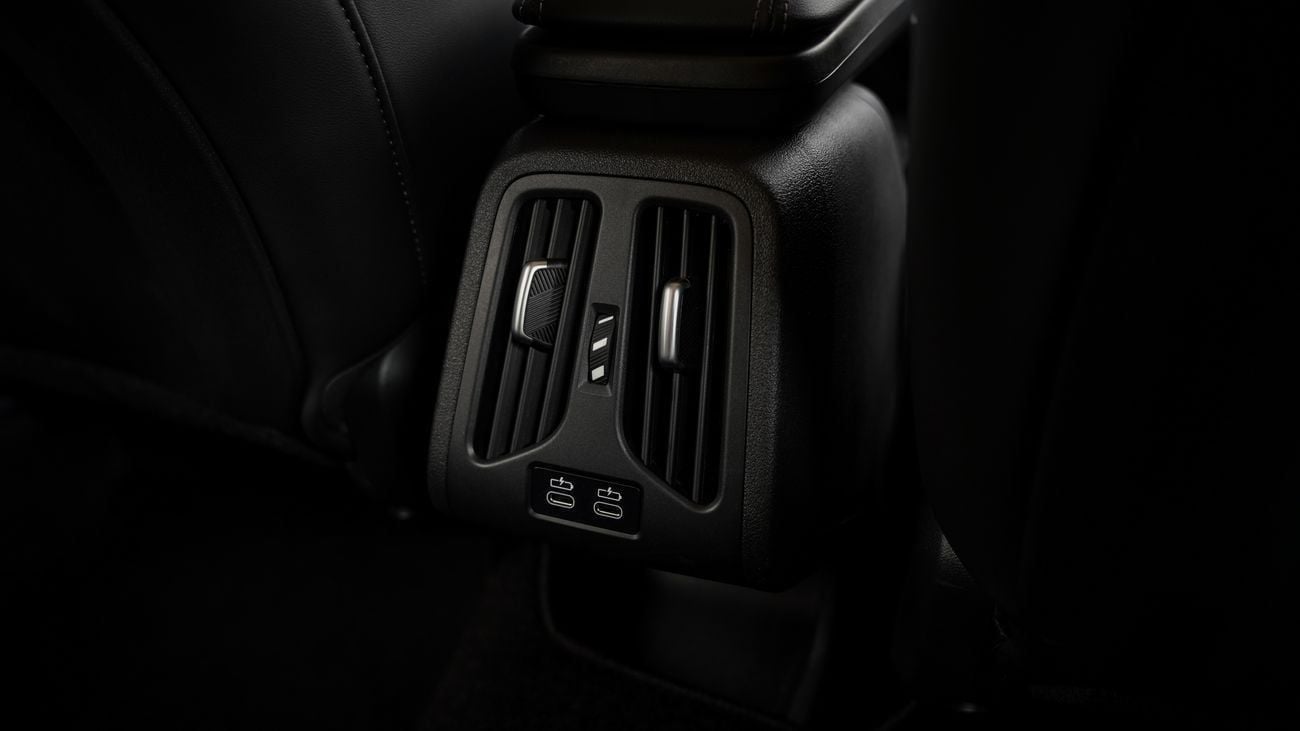 BMW X2 S DRIVE 25i 2025!! BRAND NEW CAR