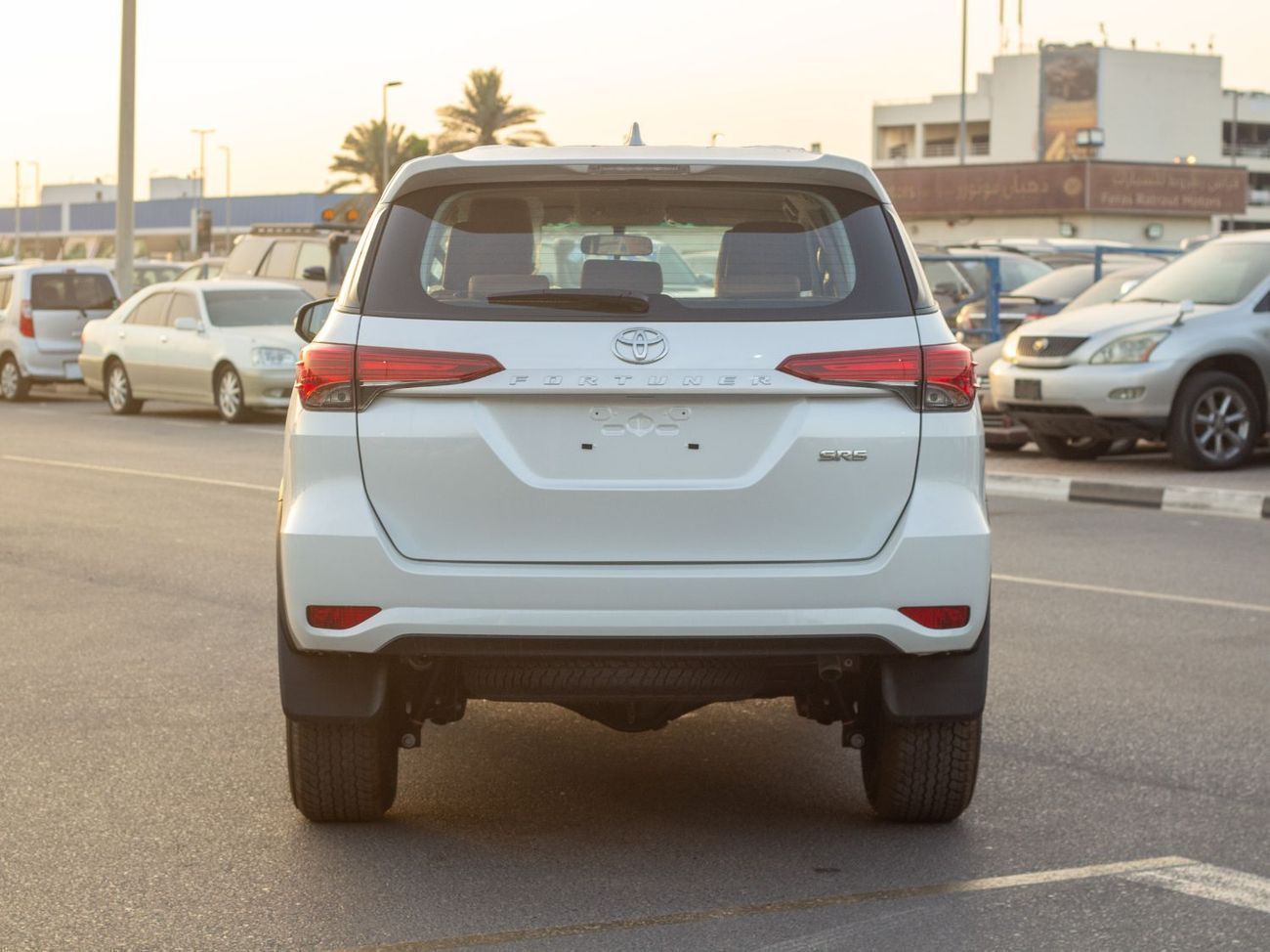 تويوتا فورتونر EXPORT ONLY - Toyota Fortuner 2.7L 4WD