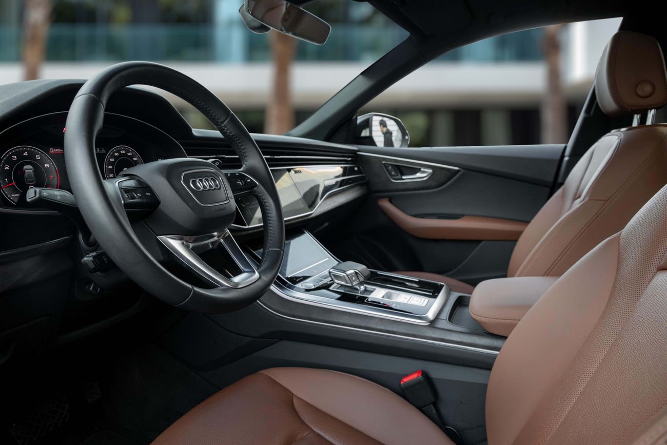 أودي Q8 Q8 55 TFSI Quattro S-Line  | 3,819 P.M | 0% Downpayment | Perfect Condition!