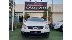 Nissan Qashqai Gulf model 2008, white color, Forel alloy wheels, sensors, in excellent condition