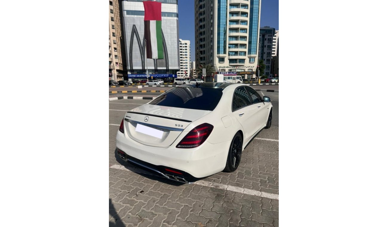 Mercedes-Benz S 63 AMG AMG 5 buttons, Call 00971502169690