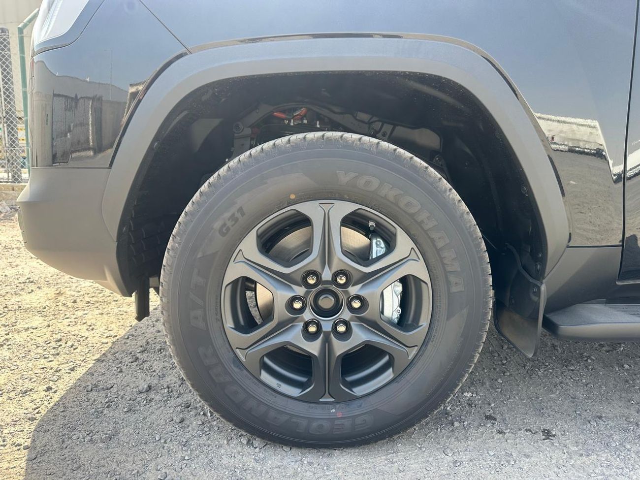 Toyota Land Cruiser 2025 Toyota Land Cruiser 300 GR-Sport 3.5L AT Hybrid