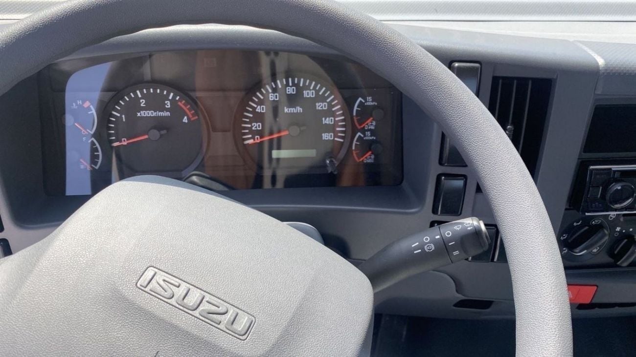 إيسوزو NQR NQR 90L CHASSIS 6.6 tons A/C CL 5200cc