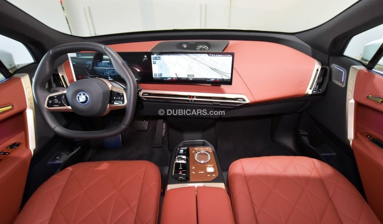 بي أم دبليو iX XDrive 40 i