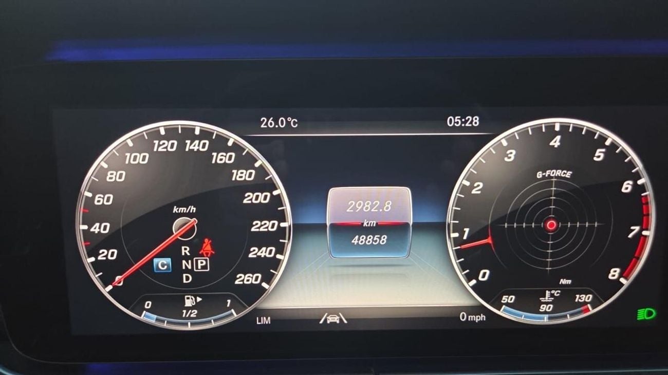 Mercedes Benz E200 AMG