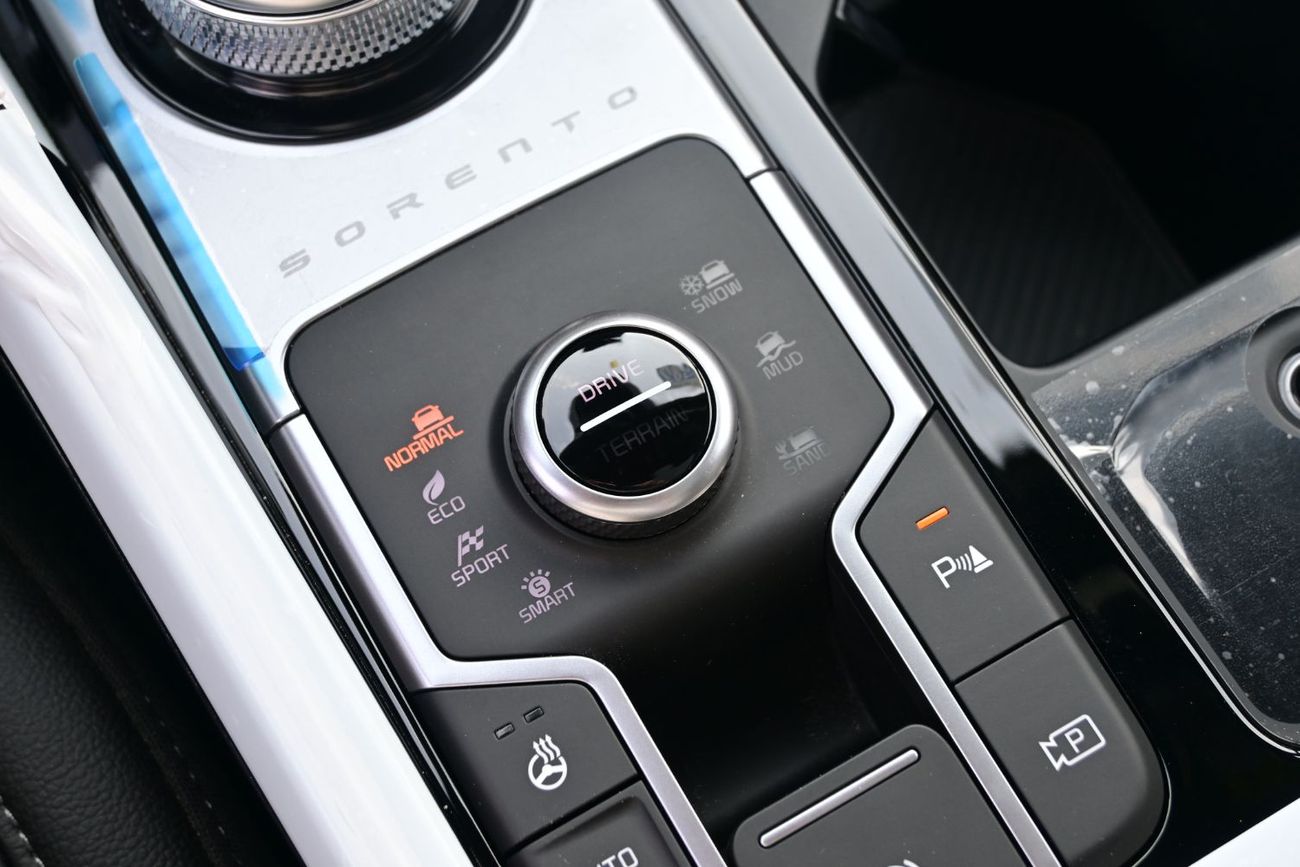 كيا سورينتو Kia Sorento 3.5L V6, Petrol AWD Model 2026 Color White