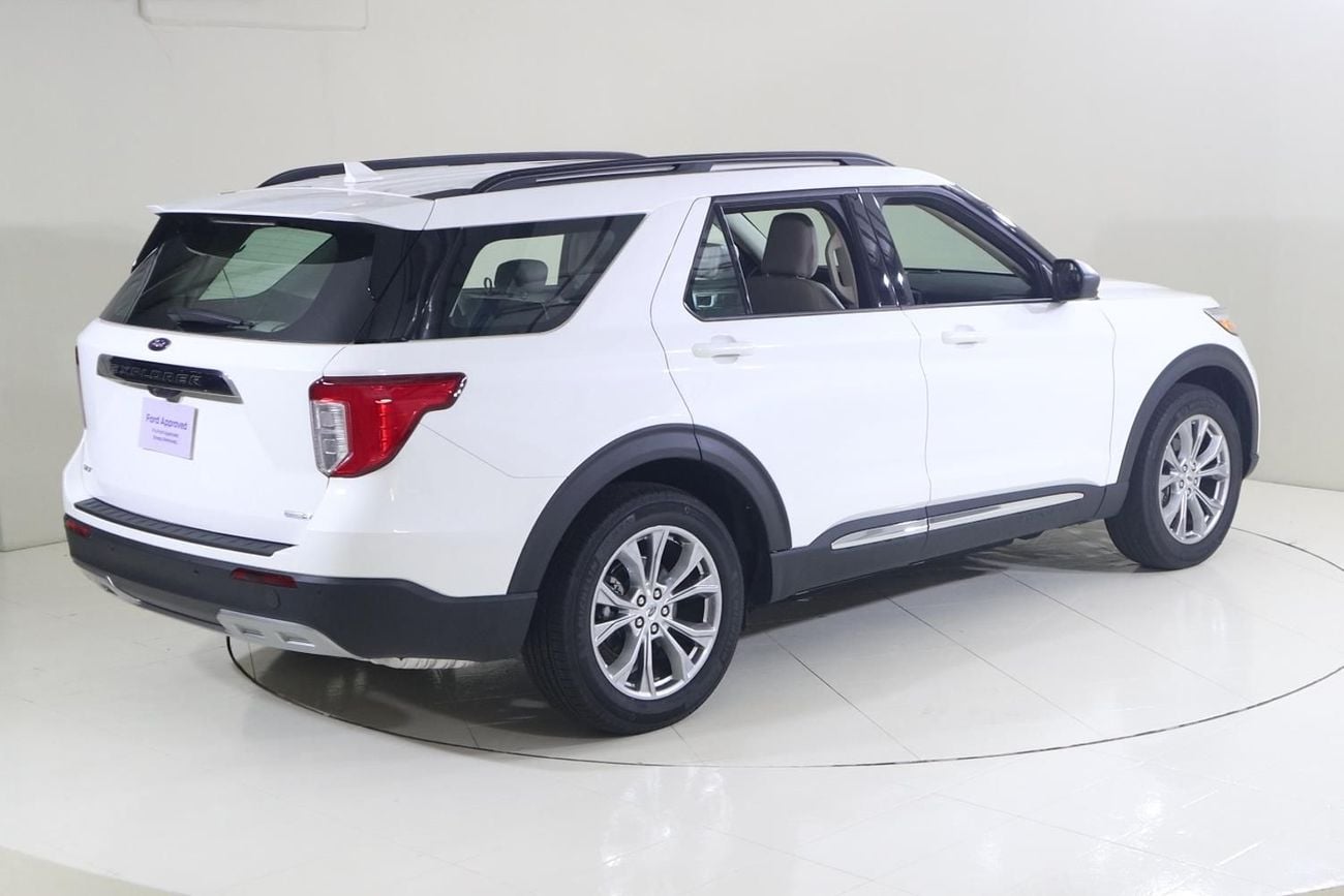 Ford Explorer XLT 200A 2.3L 4WD E3320 EXPLORER XLT / AL TAYER MOTORS / AL QOUZ SHOWROOM