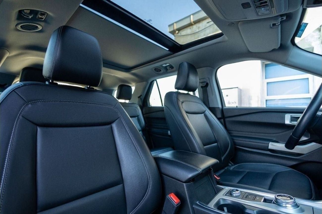 فورد إكسبلورر XLT 202A 2.3L 4WD Ford Explorer XLT (7 SEATER) 2022 GCC under Agency Warranty and Service Contract w