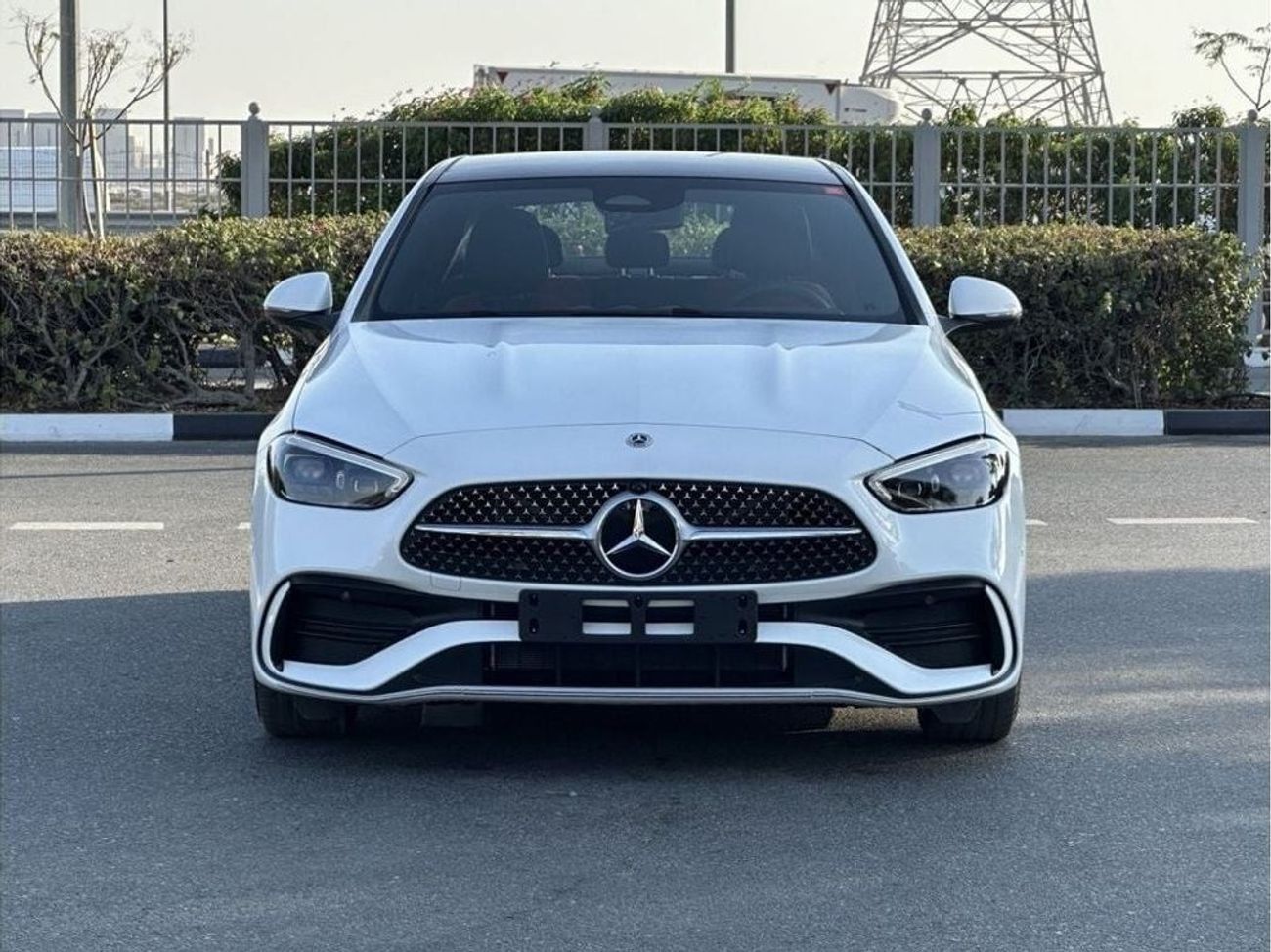 مرسيدس بنز C 200 Premium Plus 2025 GCC 5 Years Agency Warranty